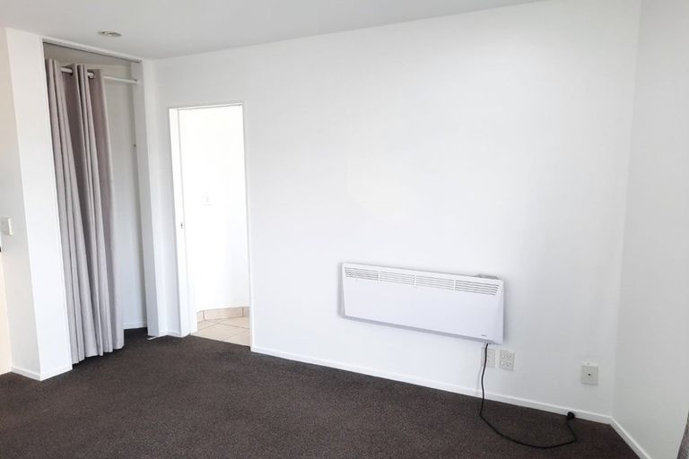 Photo of property in 10d Crown Lynn Place, New Lynn, Auckland, 0600