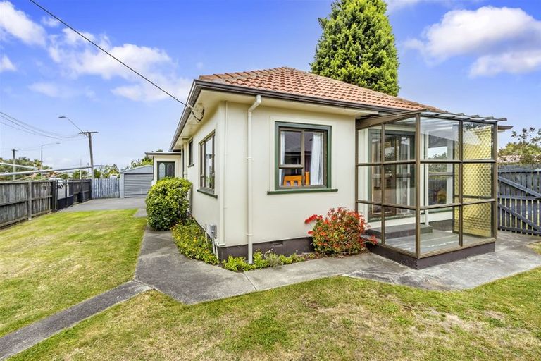 Photo of property in 2 Buchanans Road, Sockburn, Christchurch, 8042