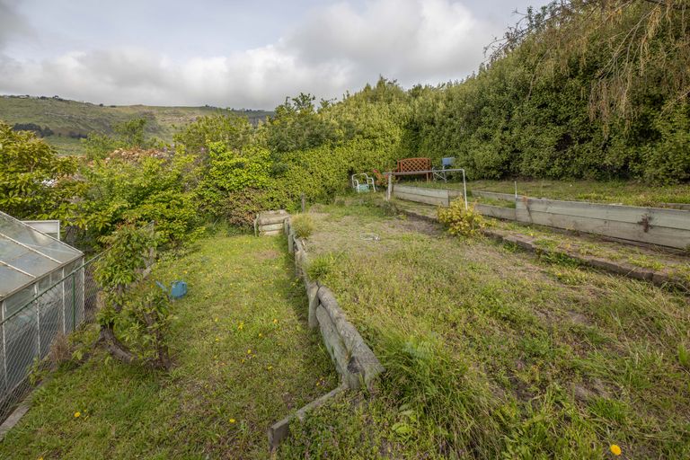 Photo of property in 125 Port Hills Road, Heathcote Valley, Christchurch, 8022