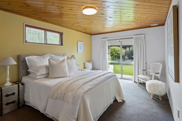 Photo of property in 9 Thoresby Mews, Avonhead, Christchurch, 8042