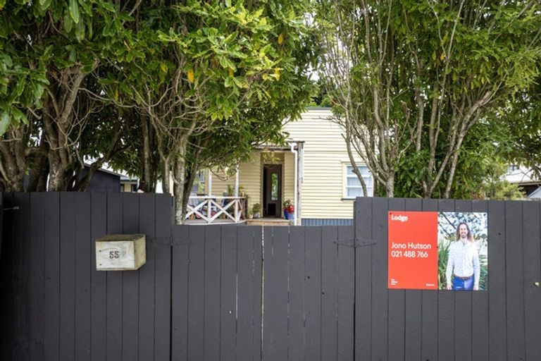 Photo of property in 55 Wainui Road, Raglan, 3225