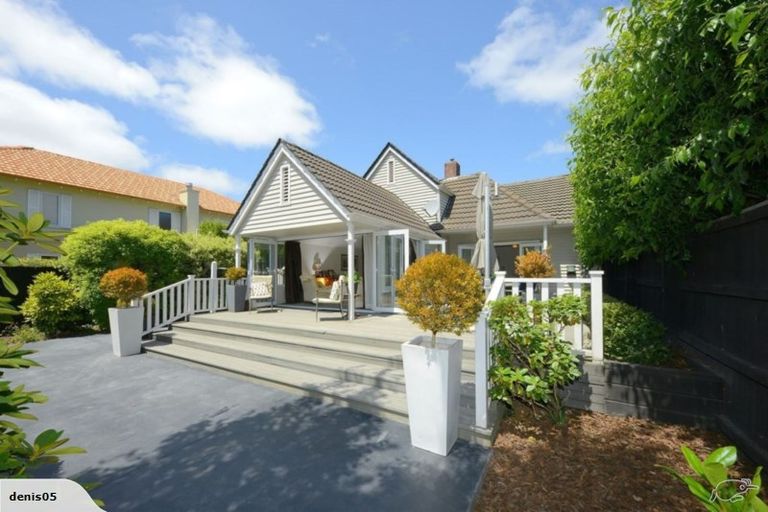 Photo of property in 62 Kotare Street, Fendalton, Christchurch, 8041