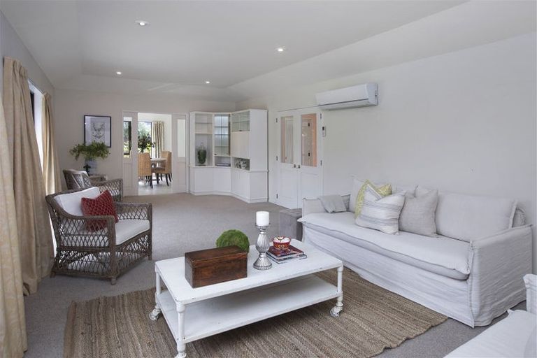 Photo of property in 3 Kelson Lane, Ilam, Christchurch, 8041