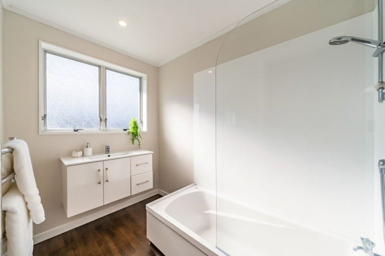 Photo of property in 3 Hawthorn Crescent, Stokes Valley, Lower Hutt, 5019