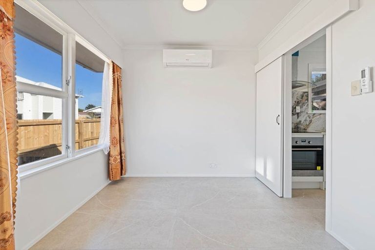 Photo of property in 14 Tairere Crescent, Rosehill, Papakura, 2113