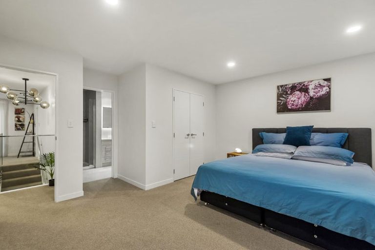 Photo of property in 4b Rosalind Road, Glenfield, Auckland, 0629