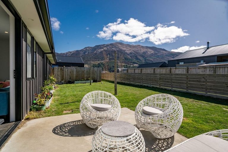 Photo of property in 14 Swan Street, Lake Hawea, Wanaka, 9382