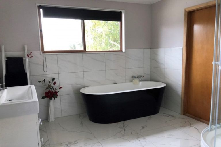 Photo of property in 324 Clyde-alexandra Road, Alexandra, 9391