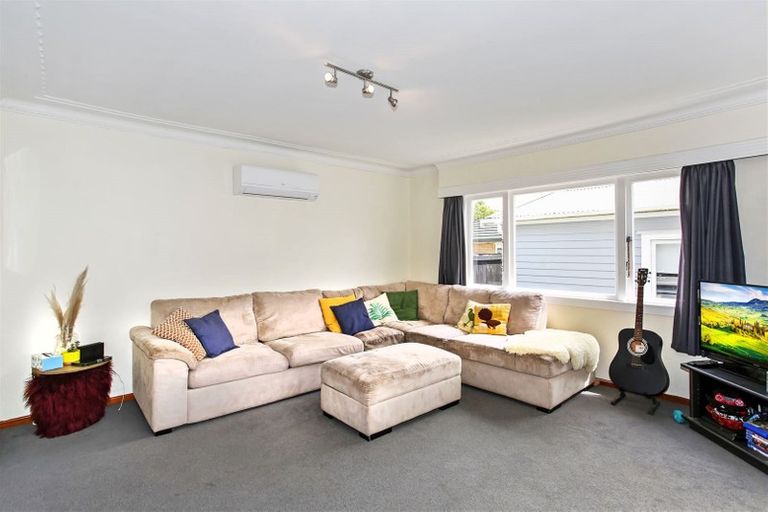 Photo of property in 22 Laurie Avenue, Papakura, 2110