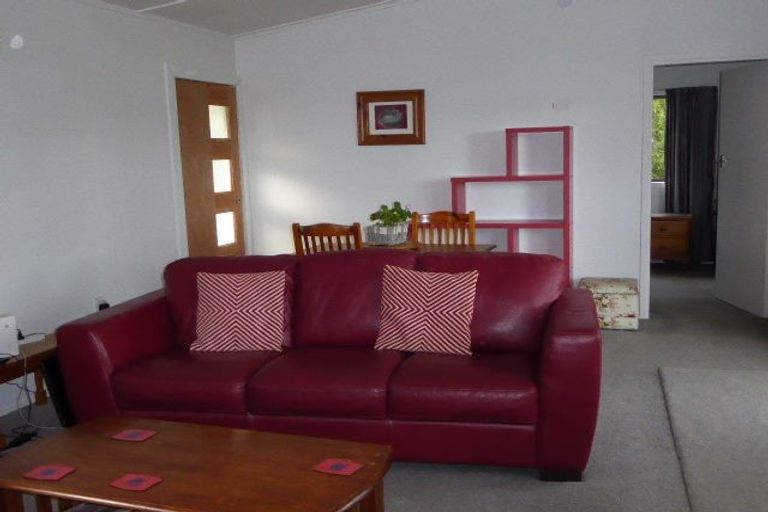 Photo of property in 11 Bevan Street, Woodville, 4920