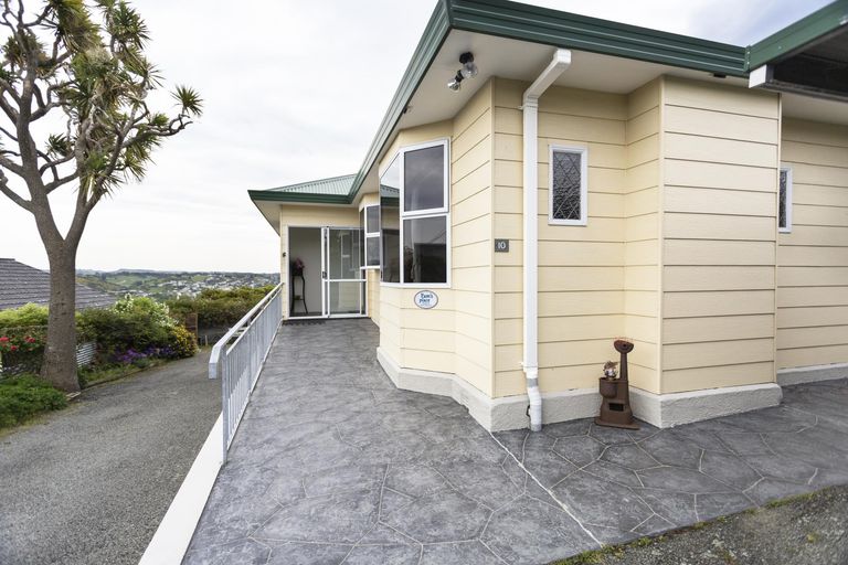 Photo of property in 10 Tamar Street, South Hill, Oamaru, 9400