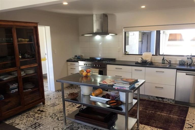 Photo of property in 26 Pipi Street, Te Awanga, 4102