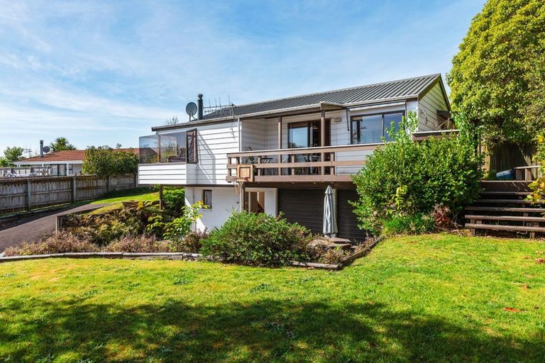 Photo of property in 64 Shepherd Road, Waipahihi, Taupo, 3330