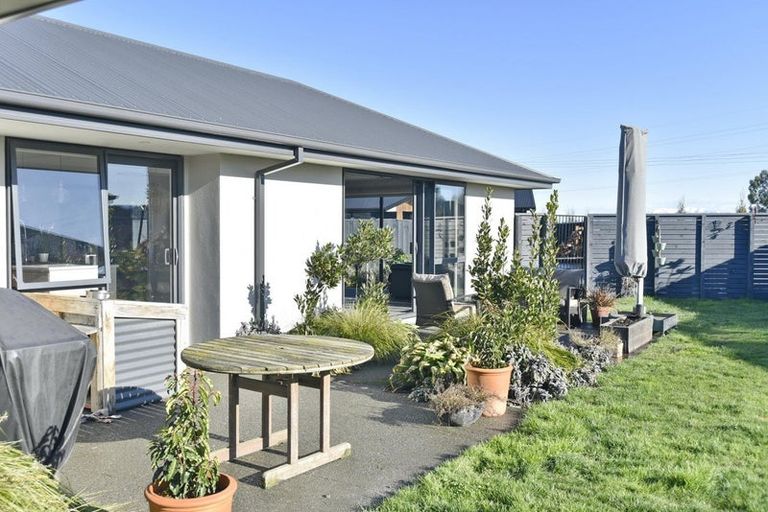 Photo of property in 5 Clarendon Place, Rangiora, 7400