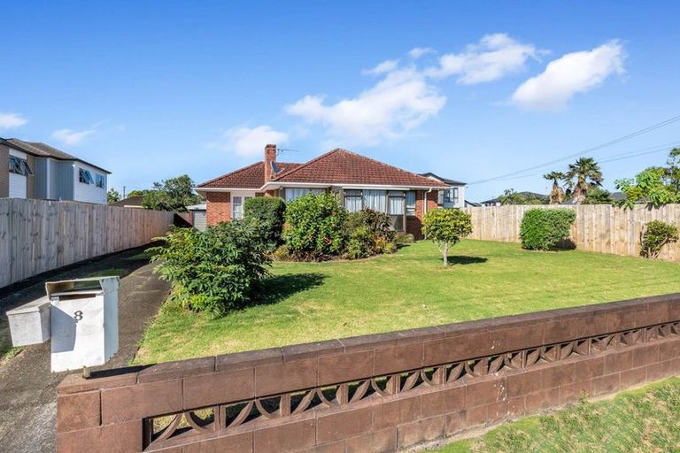 Photo of property in 8 Gardiner Grove, Mangere East, Auckland, 2024