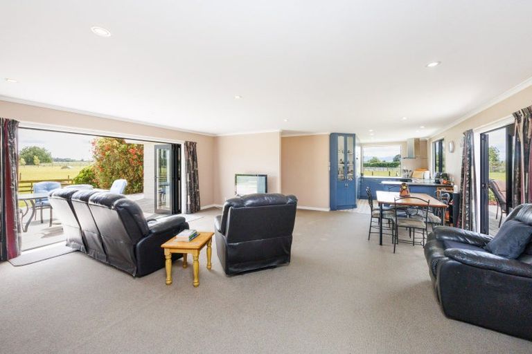 Photo of property in 69 Reid Line East, Aorangi, Feilding, 4775
