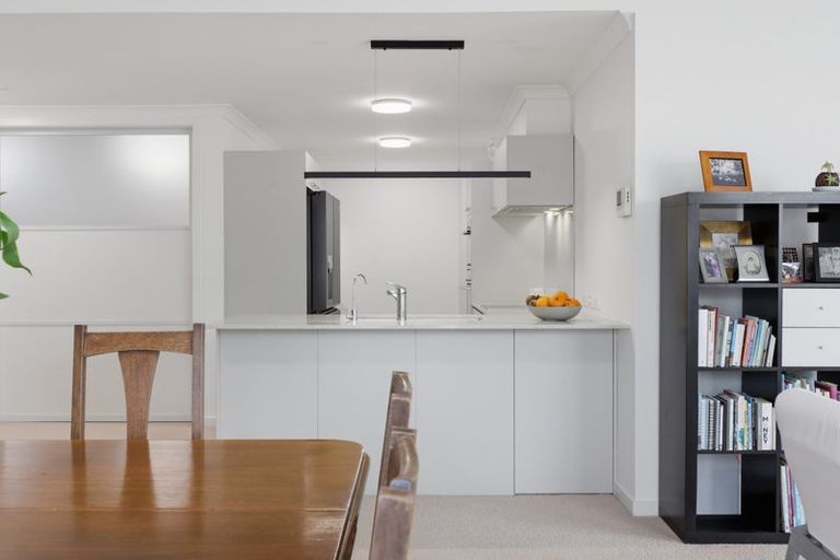 Photo of property in 73 Parkside Drive, Orewa, 0931