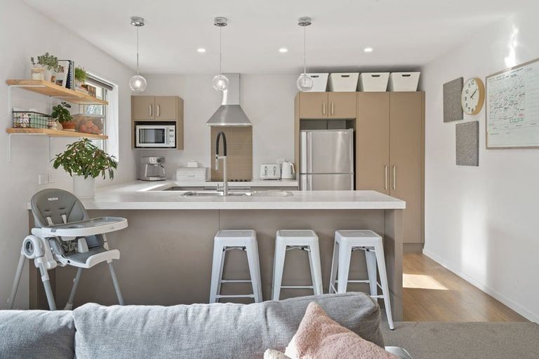 Photo of property in 11 Taggart Place, Sockburn, Christchurch, 8042