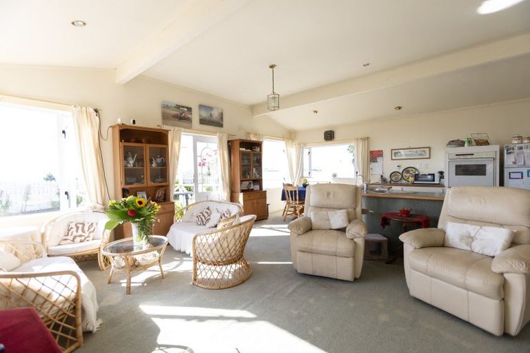 Photo of property in 259 Whirinaki Road, Eskdale, Napier, 4182