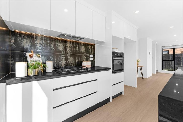 Photo of property in 19 Waipuke Street, Pokeno, 2472