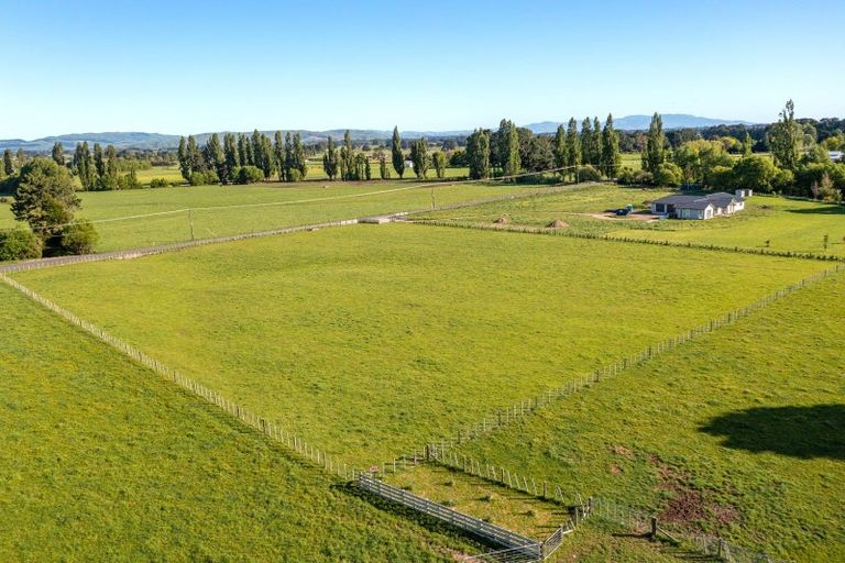 Photo of property in 98 Thomas Road, Dalefield, Carterton, 5791