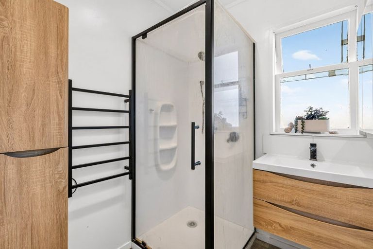 Photo of property in 6 Cambridge Street, Putaruru, 3411