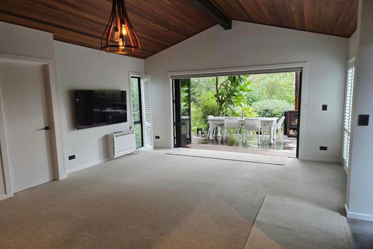 Photo of property in 64 Nilgiri Road, Poraiti, Napier, 4182