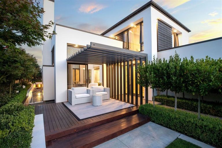 Photo of property in 14a Jacksons Road, Merivale, Christchurch, 8014