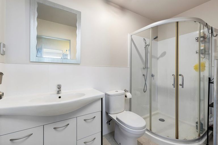 Photo of property in 9/12 Schnapper Rock Road, Schnapper Rock, Auckland, 0632