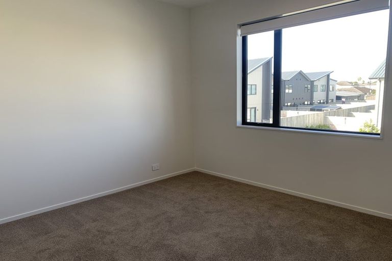 Photo of property in 13/18 Paraone Crescent, Takanini, 2112