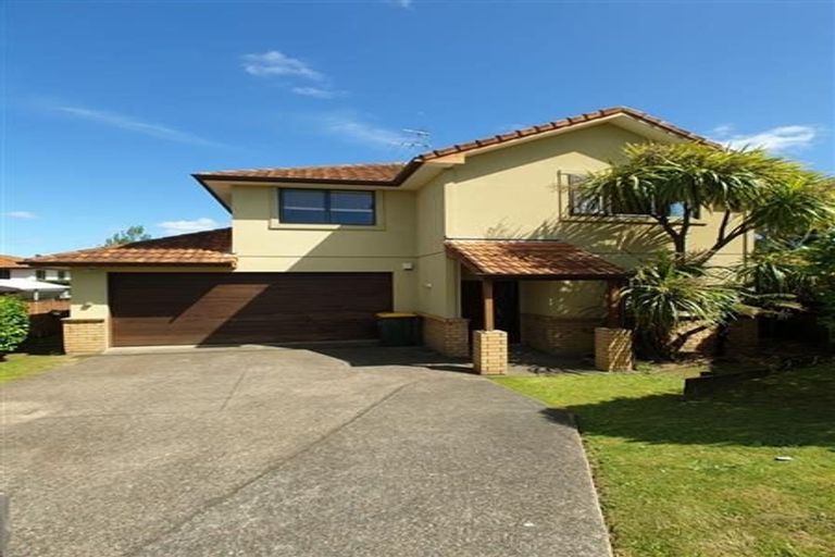 Photo of property in 1 Ashurst Lane, Greenhithe, Auckland, 0632