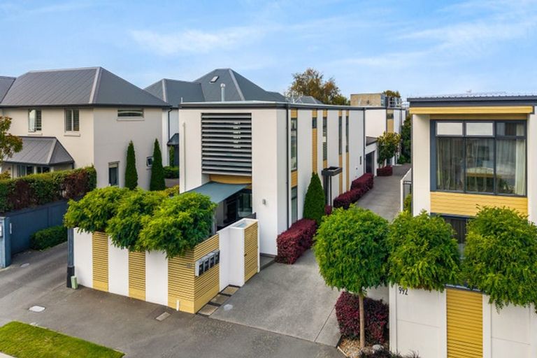 Photo of property in 994 Colombo Street, St Albans, Christchurch, 8014