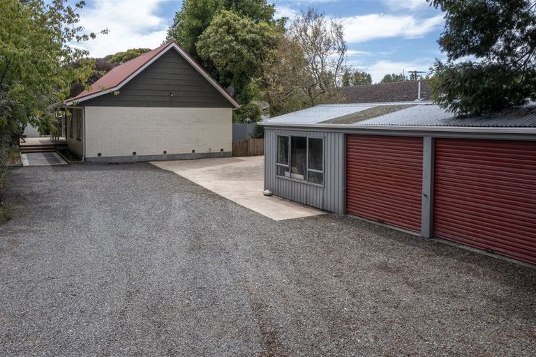 Photo of property in 28 Queens Avenue, Waikuku Beach, 7402