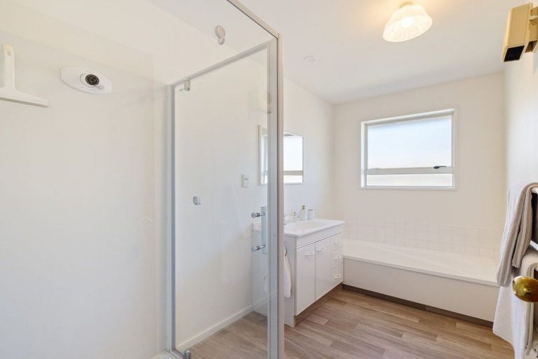 Photo of property in 40a Grants Road, Papanui, Christchurch, 8053