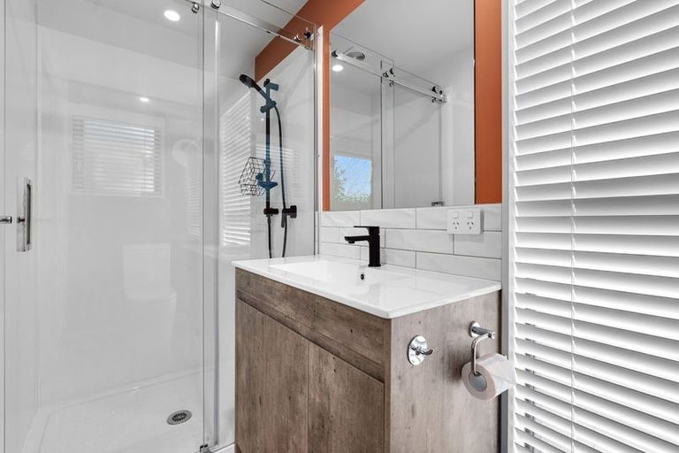 Photo of property in 3 Mount Iron Drive, Wanaka, 9305