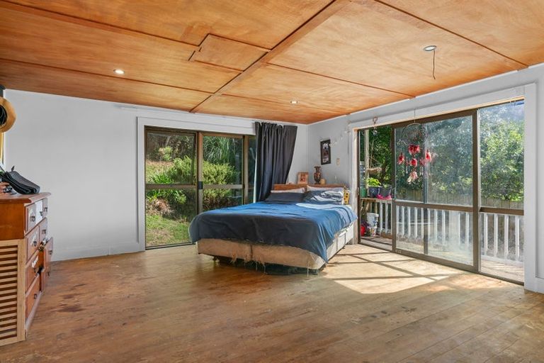 Photo of property in 106 Komiti Road, Tinopai, Matakohe, 0593