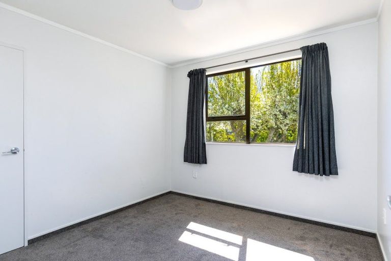 Photo of property in 2/8 Eltham Road, Blenheim, 7201
