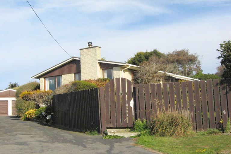 Photo of property in 16 Harbour Terrace, Kakanui, Oamaru, 9495
