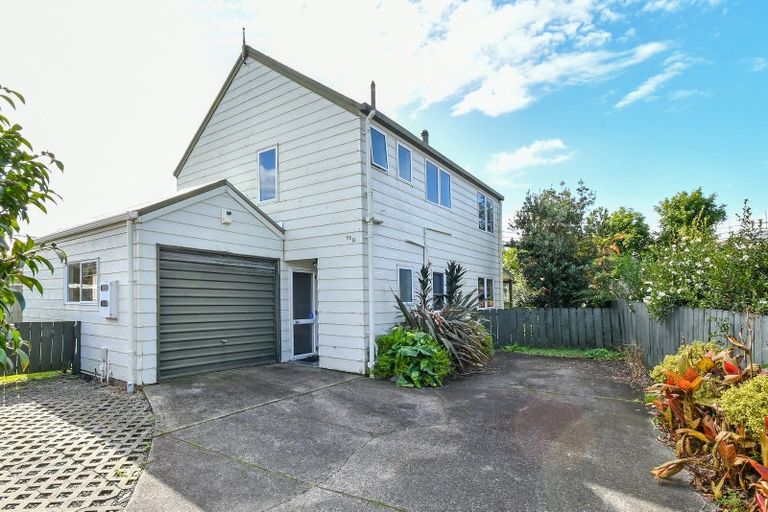 Photo of property in 56b Youngs Road, Papakura, 2110