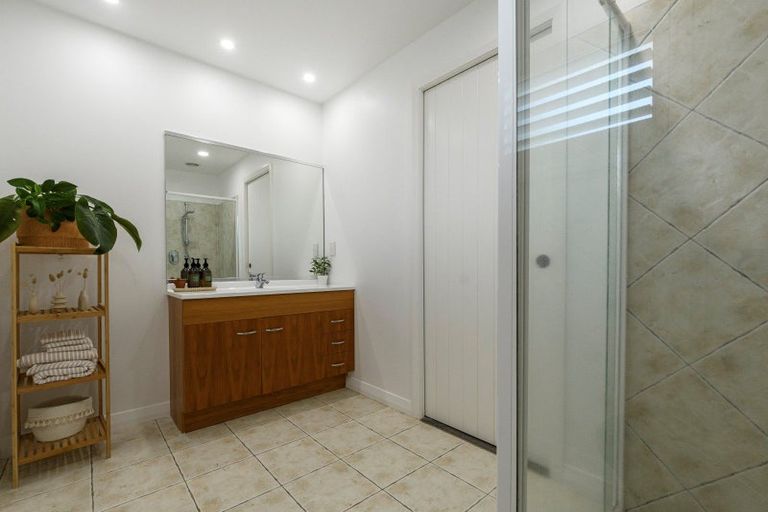 Photo of property in 60 Carmichael Road, Bethlehem, Tauranga, 3110