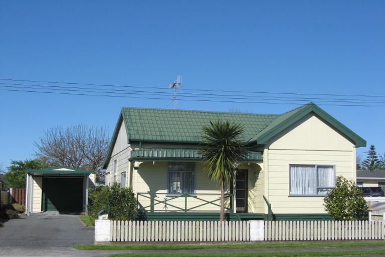 Photo of property in 90 Hakanoa Street, Huntly, 3700