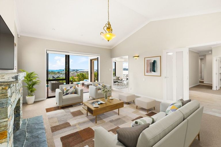 Photo of property in 51 The Ritz, Orewa, 0931