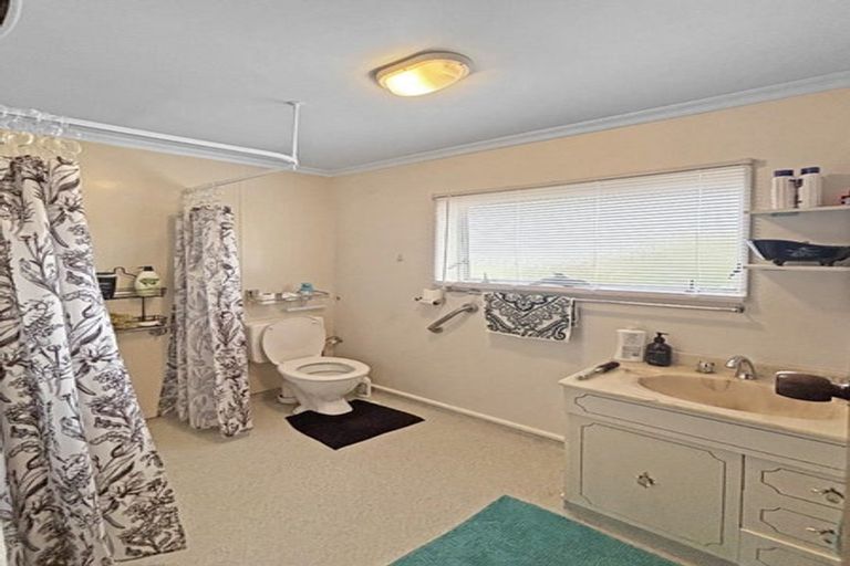 Photo of property in 11a Mccallum Street, Dannevirke, 4930