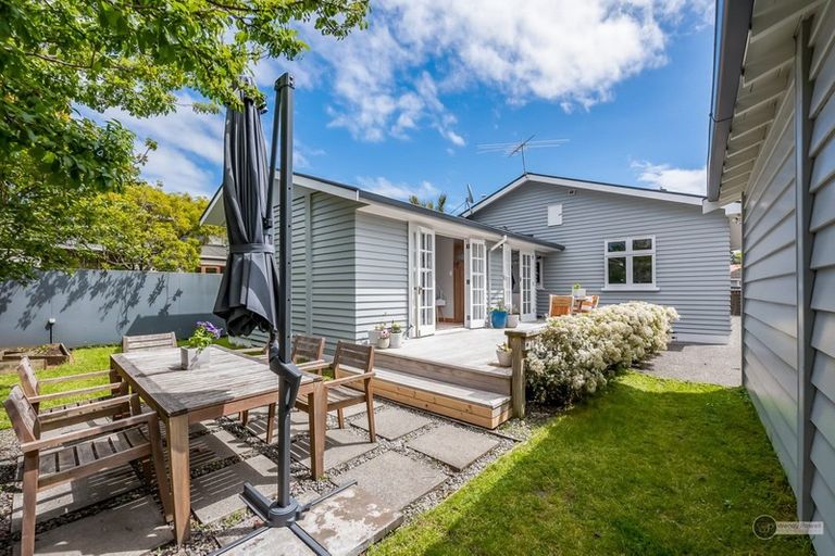 Photo of property in 24 Fitzherbert Street, Alicetown, Lower Hutt, 5010