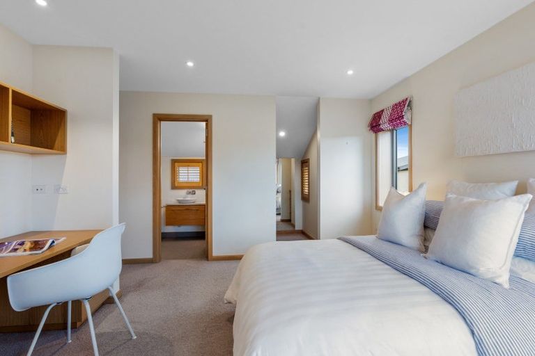 Photo of property in 34 Wairarapa Terrace, Merivale, Christchurch, 8014