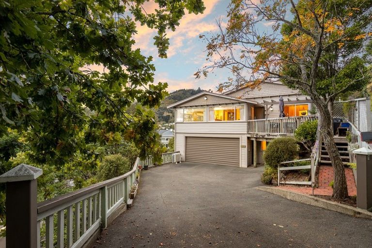 Photo of property in 1 Mayroyd Terrace, Nelson, 7010