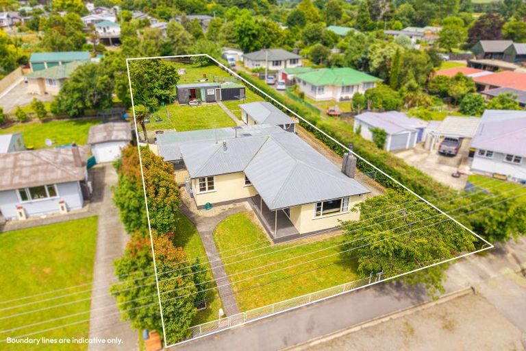 Photo of property in 47 Tararua Street, Pahiatua, 4910