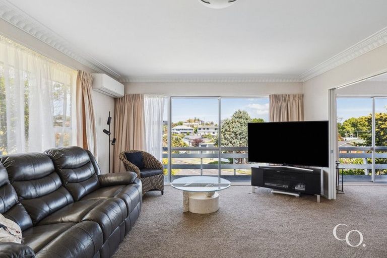 Photo of property in 10 Andrew Place, Otumoetai, Tauranga, 3110