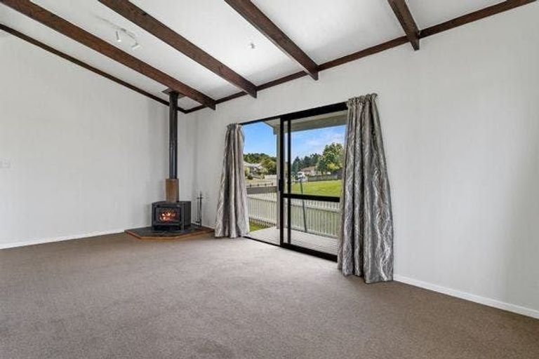 Photo of property in 10 Taksan Place, Pukete, Hamilton, 3200