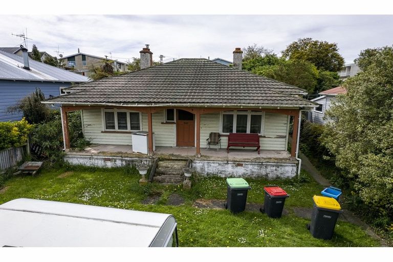 Photo of property in 15 Roslyn Terrace, West End, Timaru, 7910